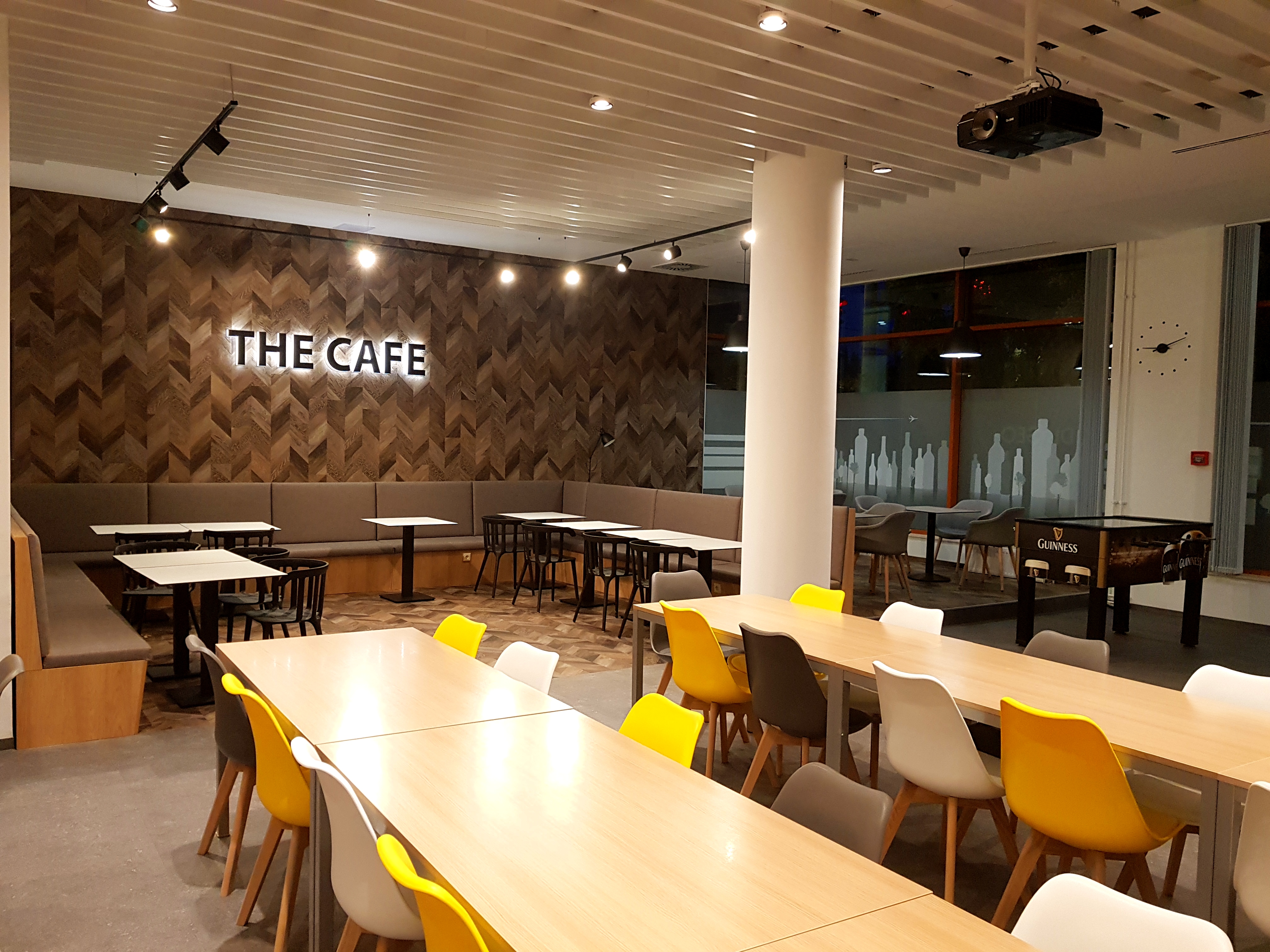 Diageo irodaház belsőépítészeti átalakítási munkák