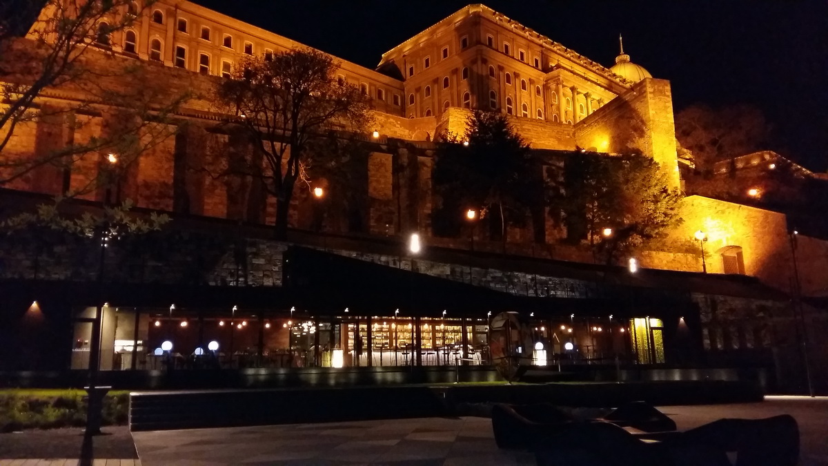 Bazaar Eclectica Restaurant